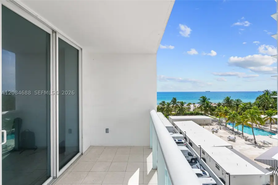 5001 Collins Ave #5E, Miami Beach, FL 33140 - #2