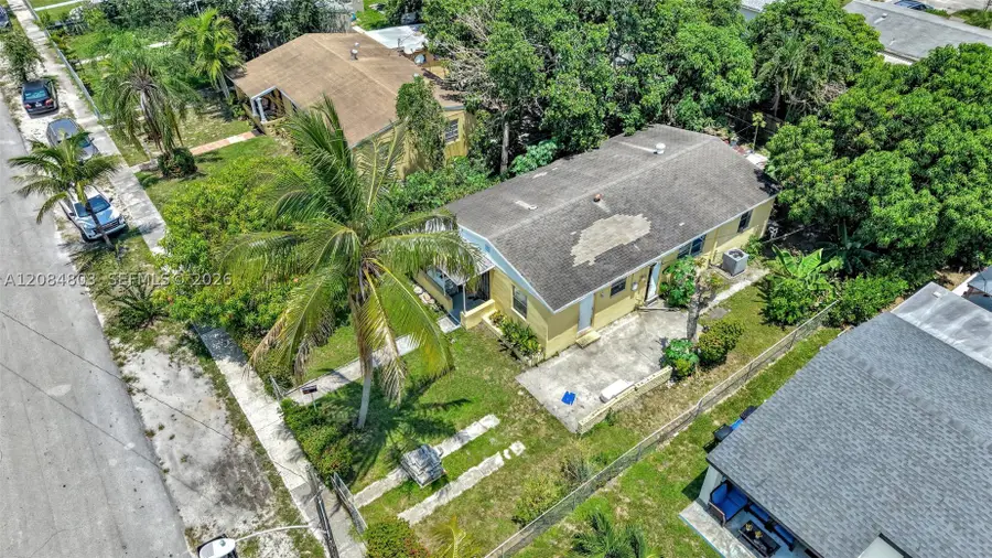 15601 NE 15th Ave, North Miami Beach, FL 33162 - #3