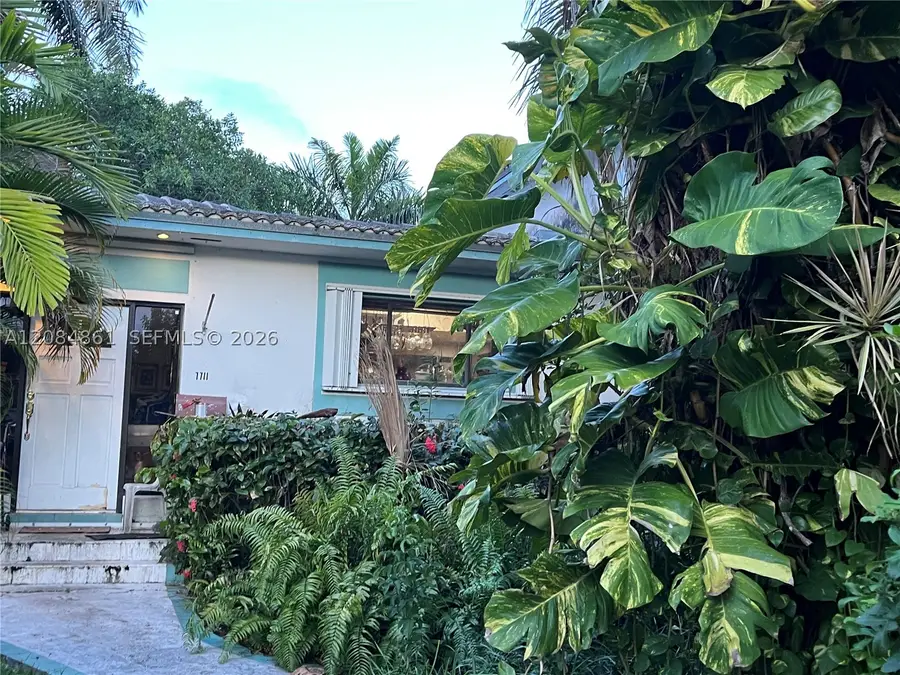7711 Center Bay Dr, North Bay Village, FL 33141 - #2
