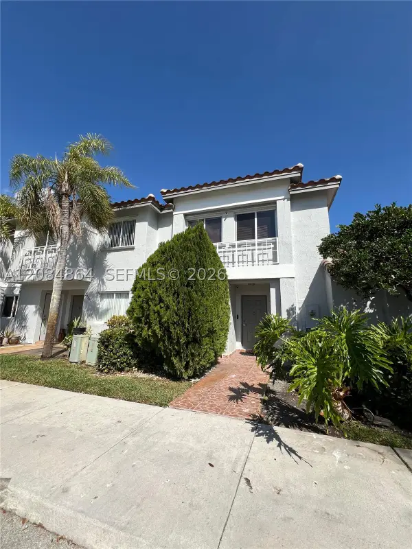 20839 NW 4th St, Pembroke Pines, FL 33029