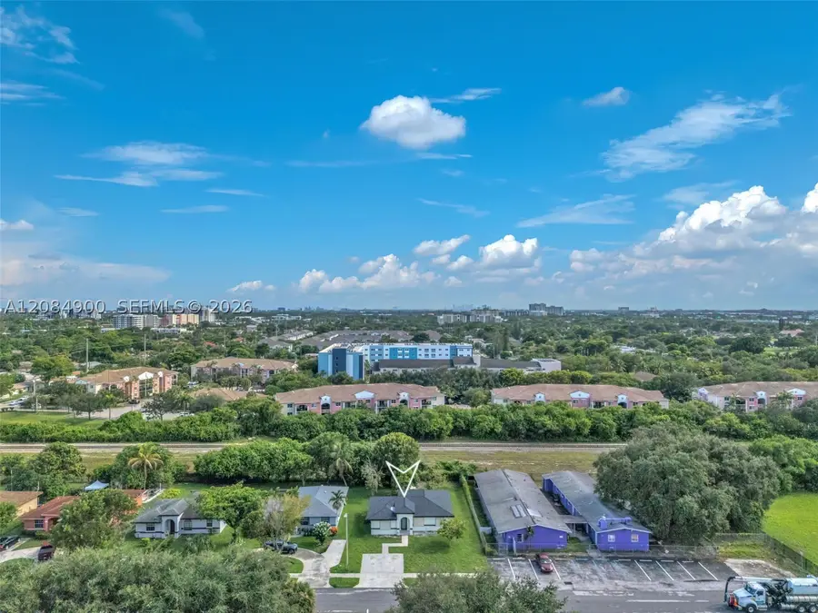 370 NW 14th St, Pompano Beach, FL 33060 - #3