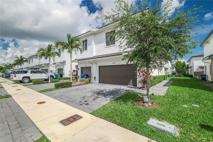 10841 SW 233rd St, Homestead, FL 33032 - #3