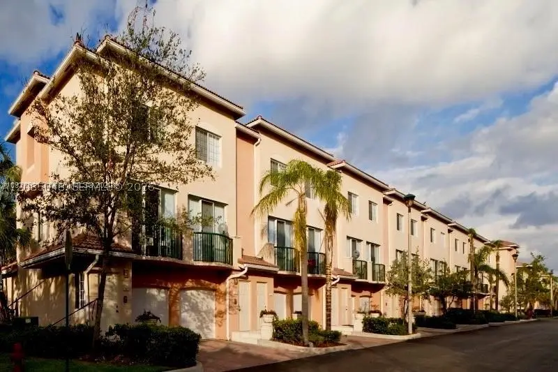 2009 SE 10th Ave #303, Fort Lauderdale, FL 33316 - #1