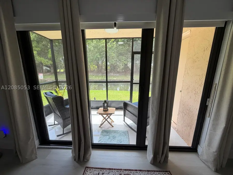 331 Lakeview Dr #101, Weston, FL 33326 - #3