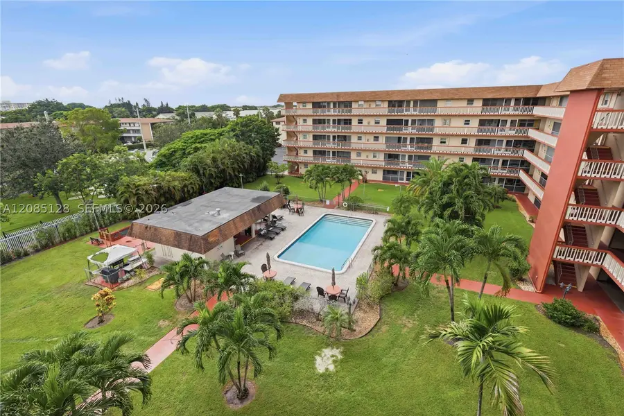 5300 Washington St #W513, Hollywood, FL 33021 - #3
