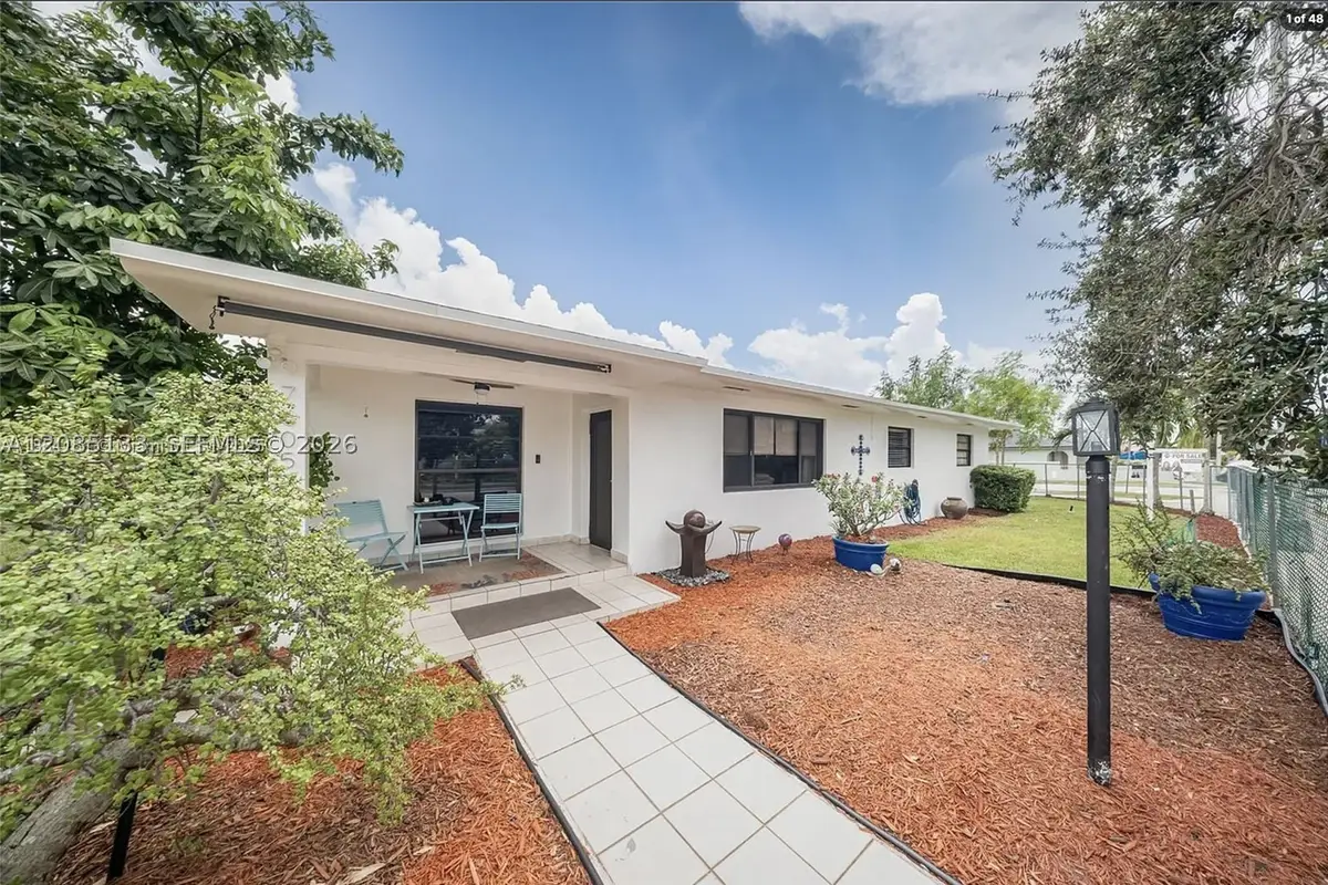 7605 W 6th Ave, Hialeah, FL 33014 - #1
