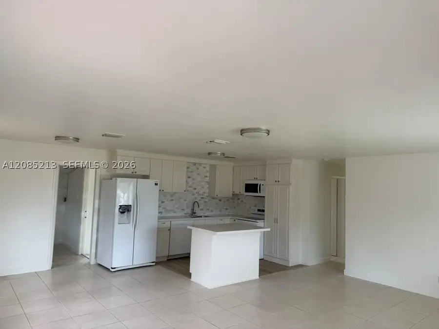 5820 NE 2nd Ave, Oakland Park, FL 33334 - #2