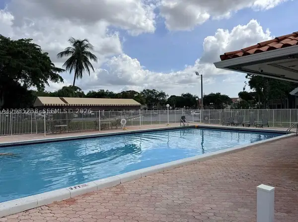 1820 SW 81st Ave #3416, North Lauderdale, FL 33068