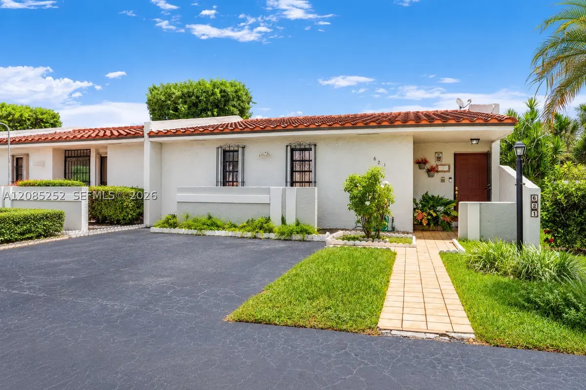 621 SW 93rd Ct, Miami, FL 33174 - #1