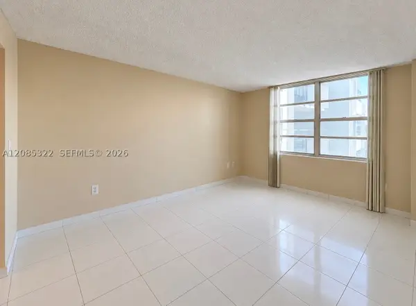 2750 NE 183rd St #601, Aventura, FL 33160