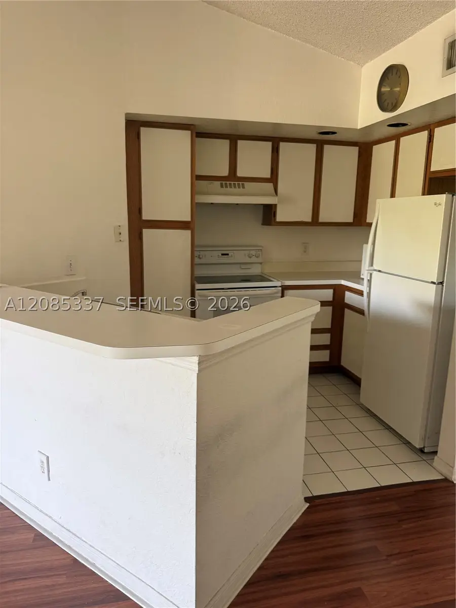 437 Vista Isles Dr, #2223, Sunrise, FL 33325 - #2