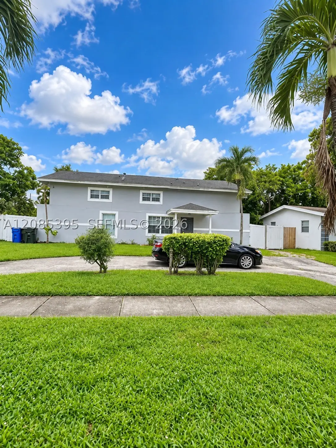 4420 NW 37th St, Lauderdale Lakes, FL 33319 - #1