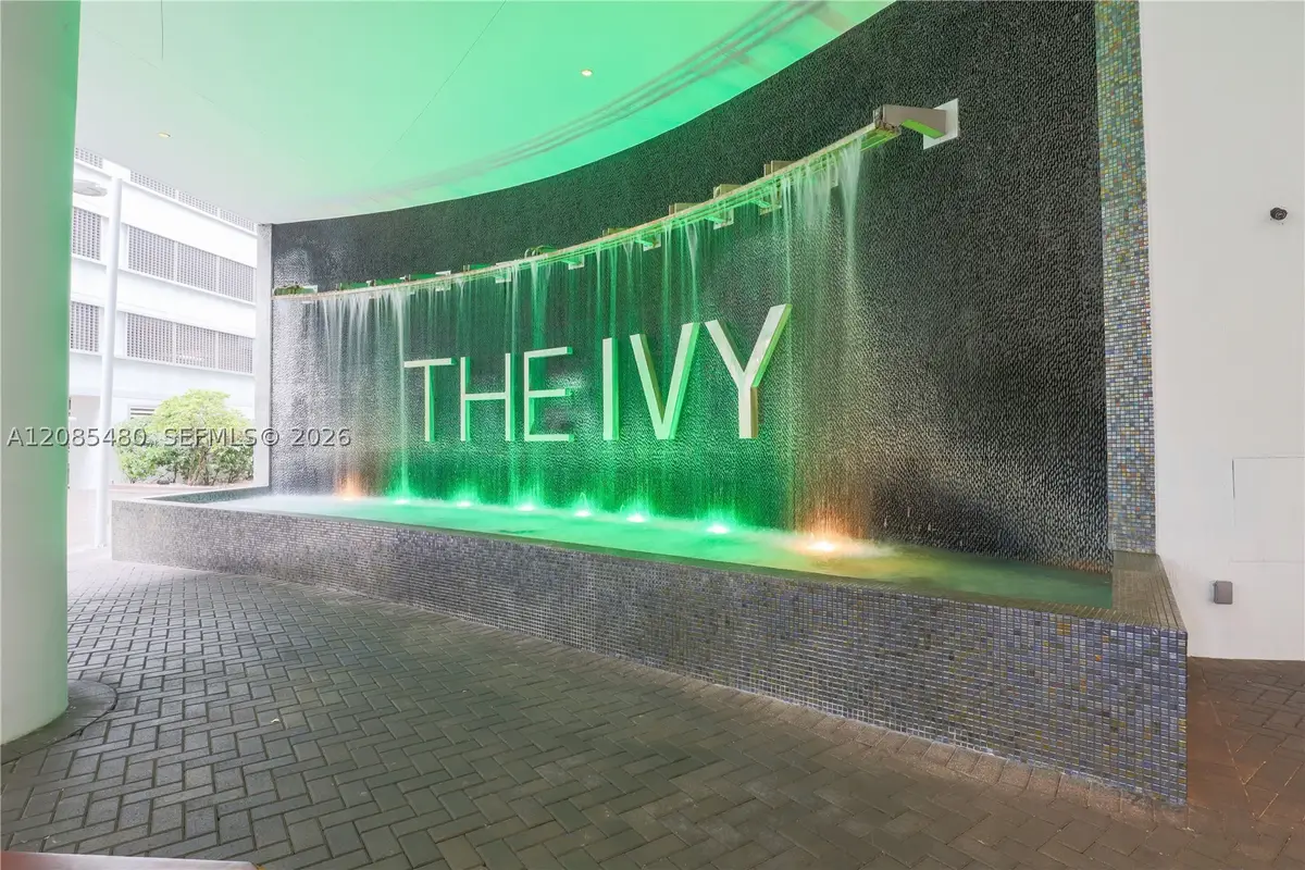 90 SW 3rd St #3002, Miami, FL 33130 - #1