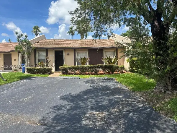 10836 SW 123rd Pl, Miami, FL 33186