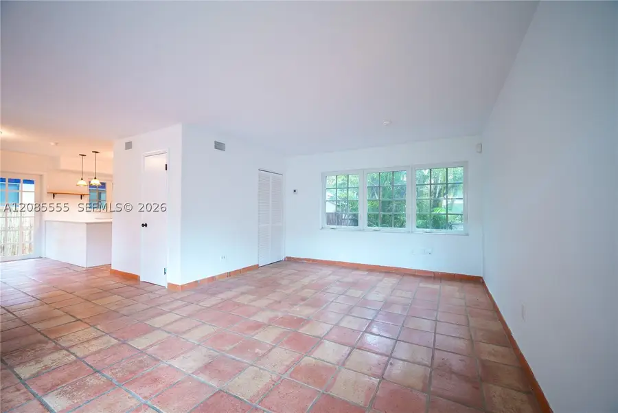 1114 Columbus Blvd, Coral Gables, FL 33134 - #3