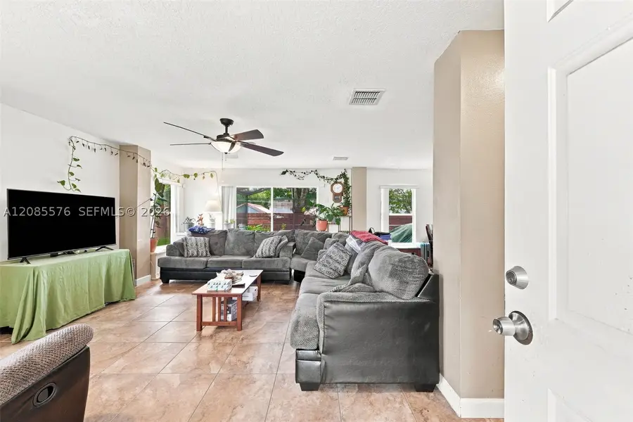 611 Abaco, Kissimmee, FL 34746 - #2