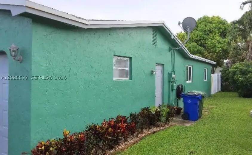 257 NW 79th Ave, Margate, FL 33063 - #2