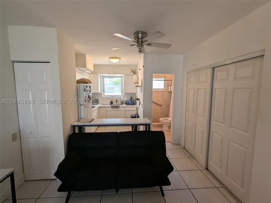 158 Ocean Dr #406, Miami Beach, FL 33139 - #3