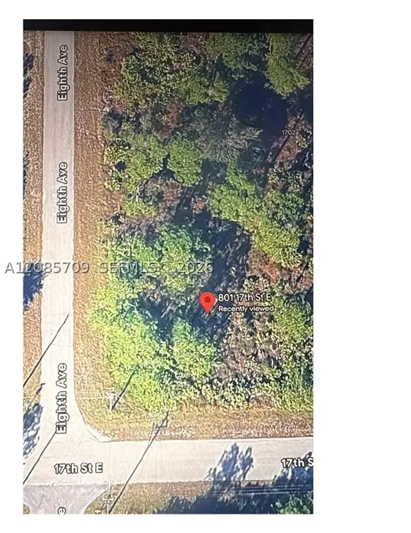 801 E 17th St, Lehigh Acres, FL 33972