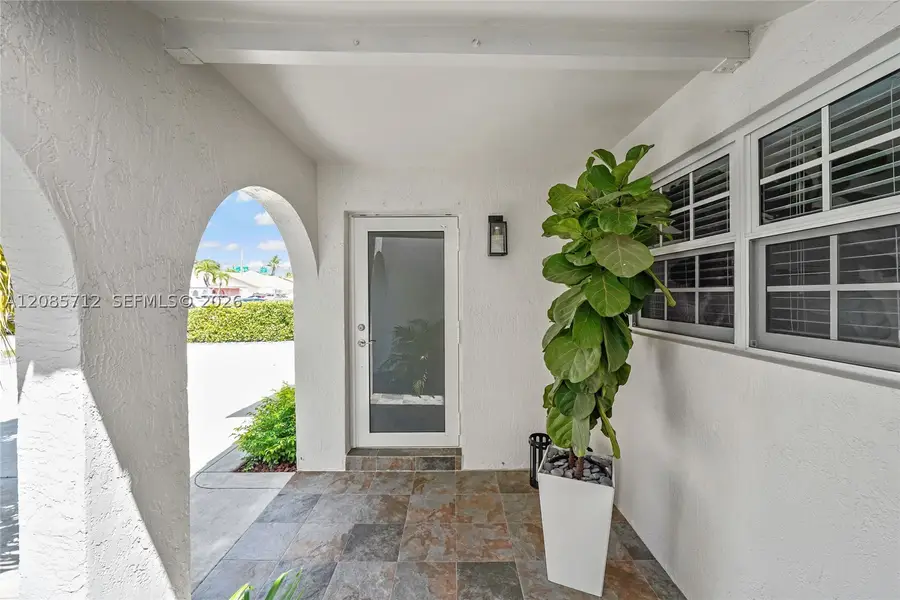 125 SW 116th Ct, Sweetwater, FL 33174 - #2