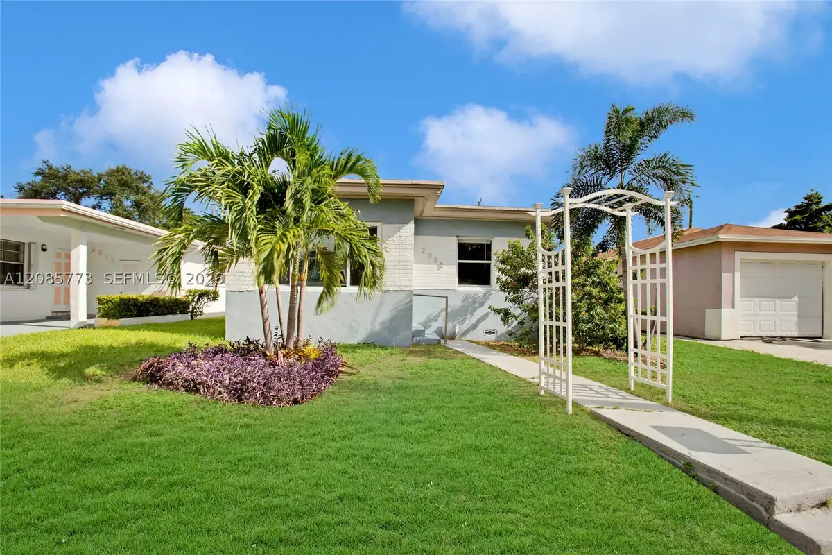 2315 Hope St, Hollywood, FL 33020 - #1