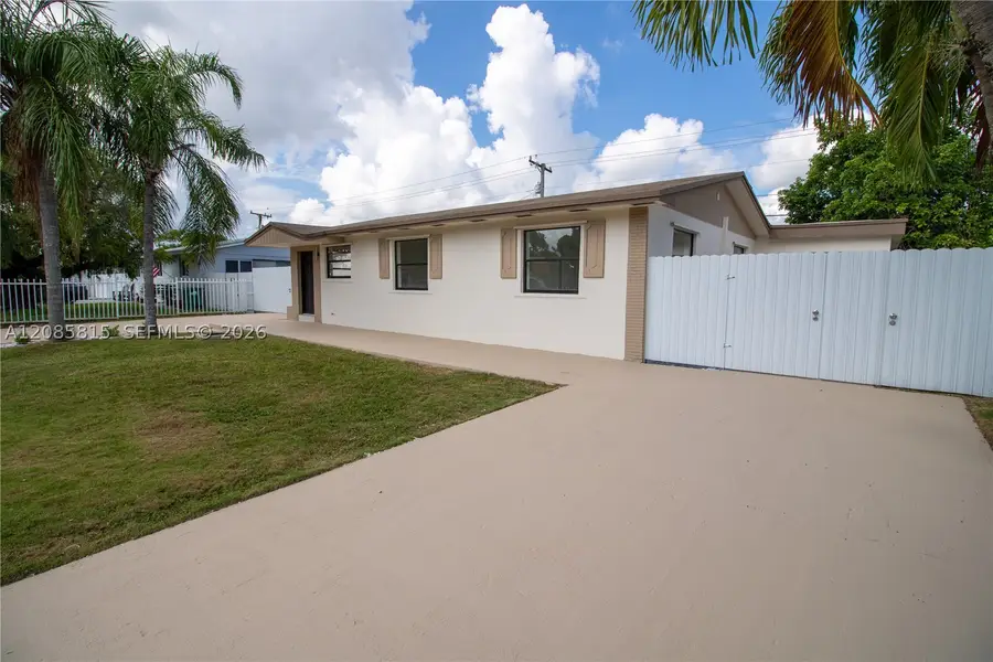 19720 SW 116th Ave, Miami, FL 33157 - #2