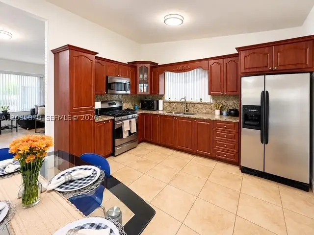 6541 SW 5th St, Pembroke Pines, FL 33023 - #3
