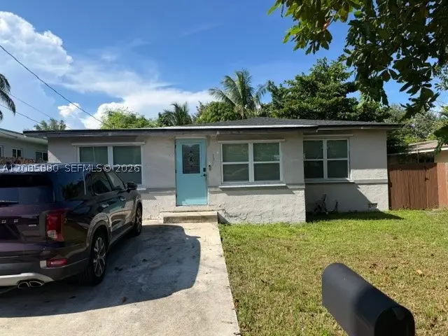 1157 NE 112th St, Miami, FL 33161 - #1