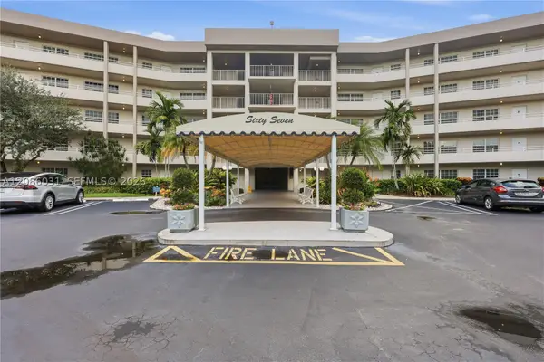 555 Oaks Ln #309, Pompano Beach, FL 33069