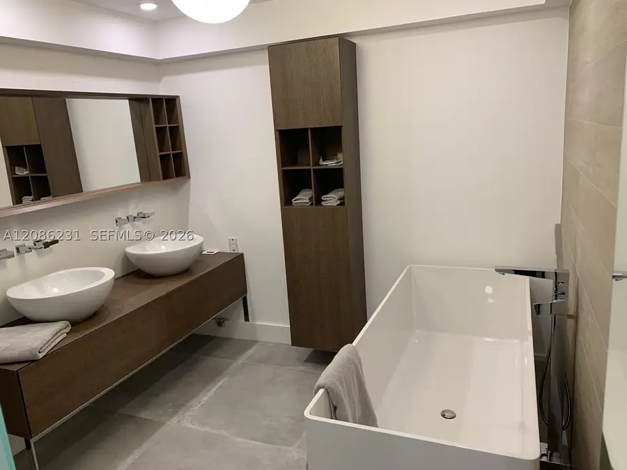 210 Sea View Dr #506, Key Biscayne, FL 33149 - #3