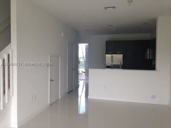 3566 NW 13th St, Lauderhill, FL 33311