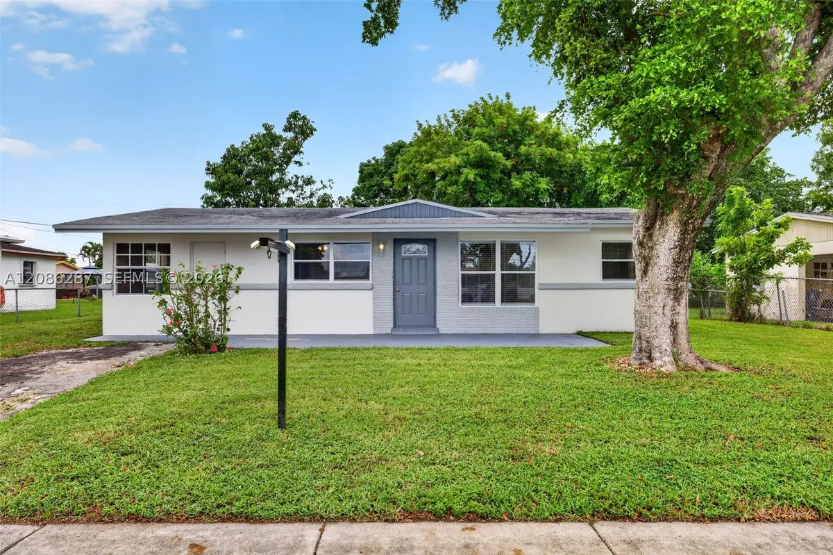 2831 NW 23rd St, Fort Lauderdale, FL 33311 - #1