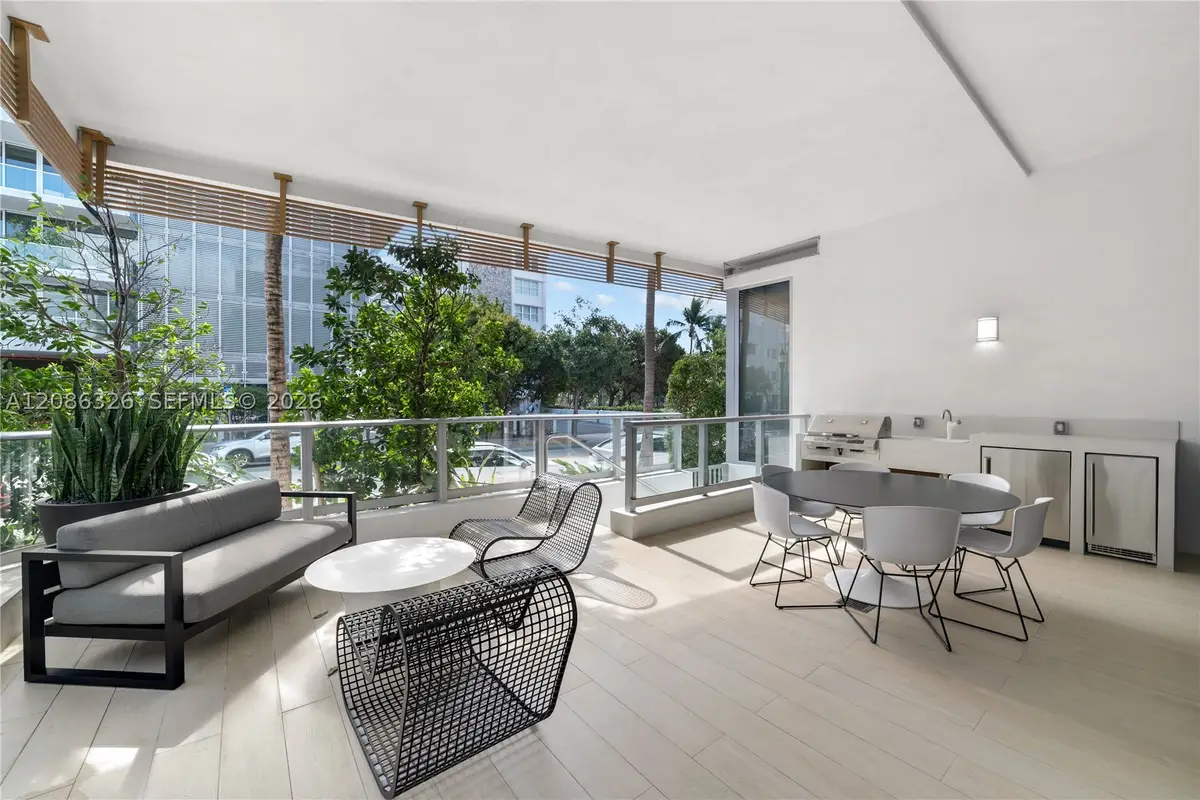 304 Ocean Dr #102, Miami Beach, FL 33139 - #1