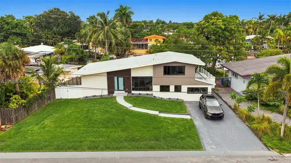 2412 Sugarloaf Ln, Fort Lauderdale, FL 33312