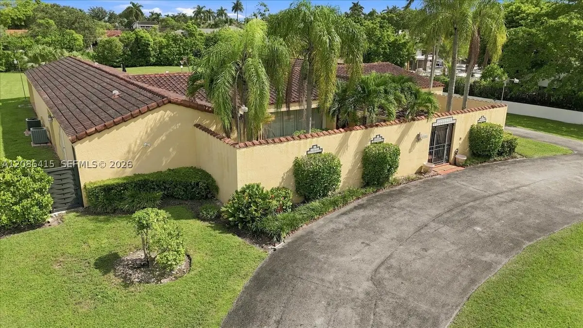 9805 SW 64th St, Miami, FL 33173 - #1