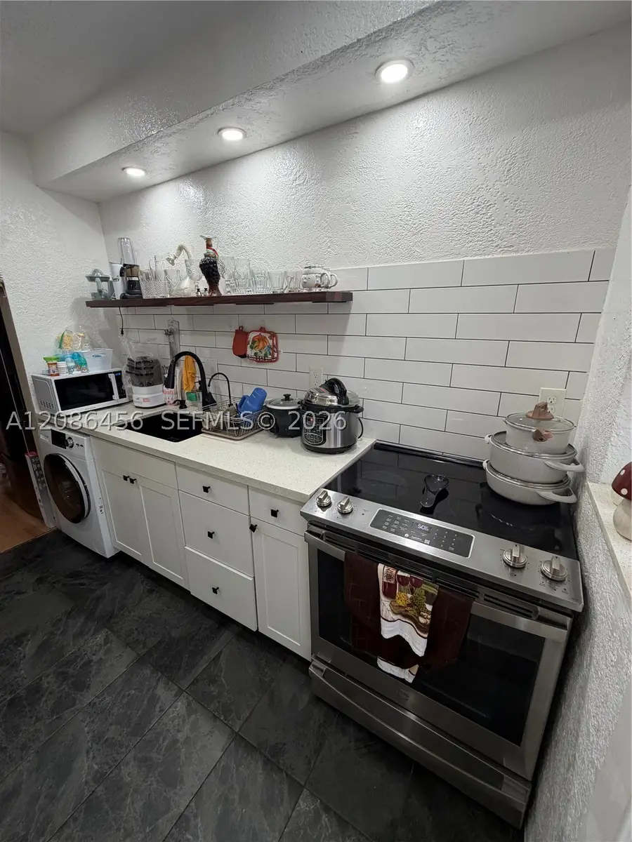 3570 SW 9th Ter #9B, Miami, FL 33135 - #3