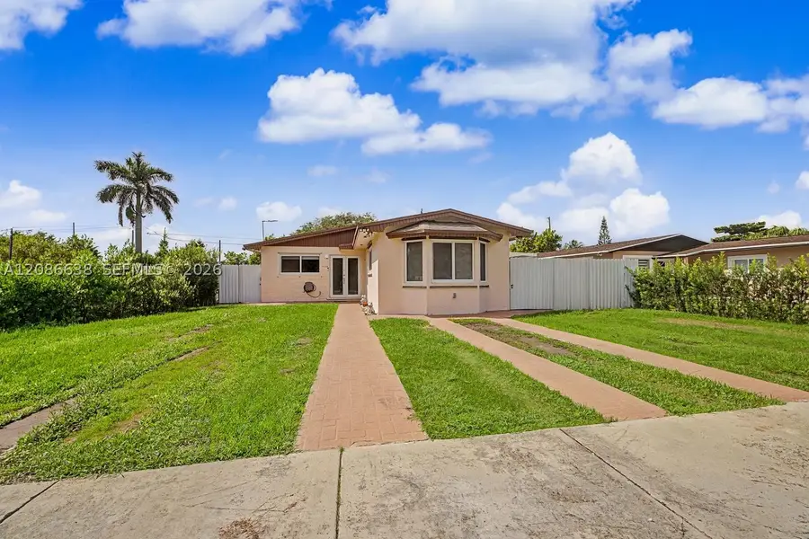 17330 SW 302nd St, Homestead, FL 33030 - #2