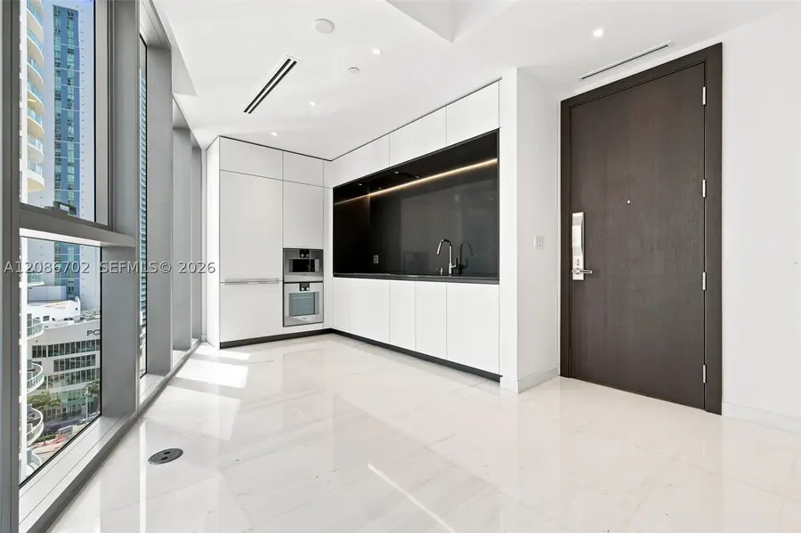 300 Biscayne Blvd Way #1106, Miami, FL 33131 - #3