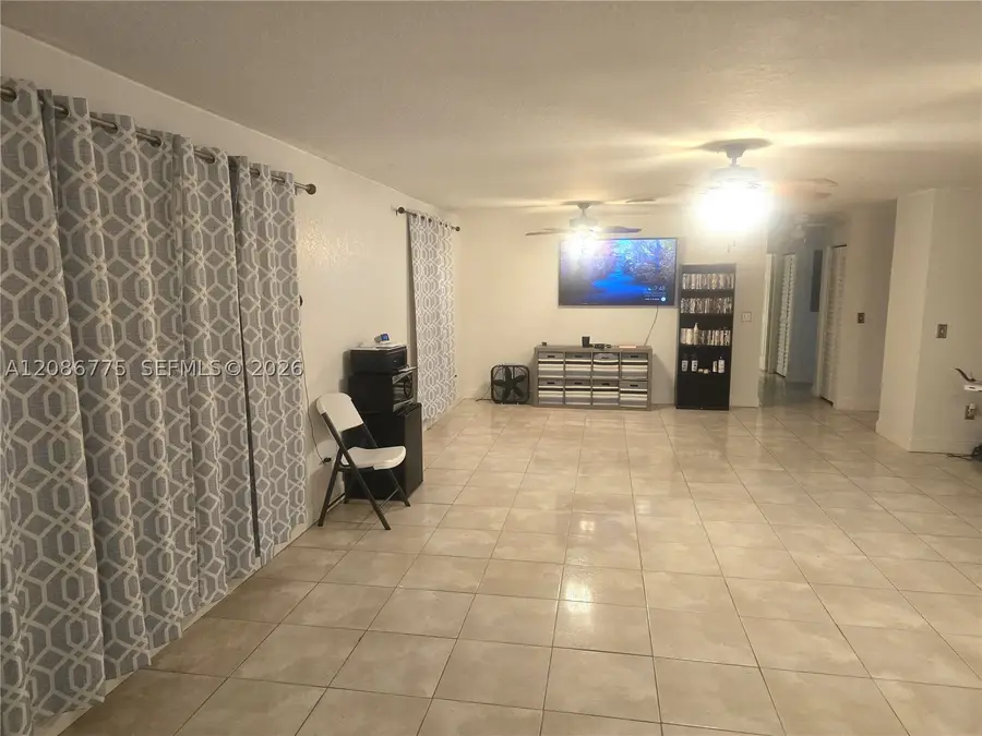 110 NW 9th Ave, South Bay, FL 33493 - #3
