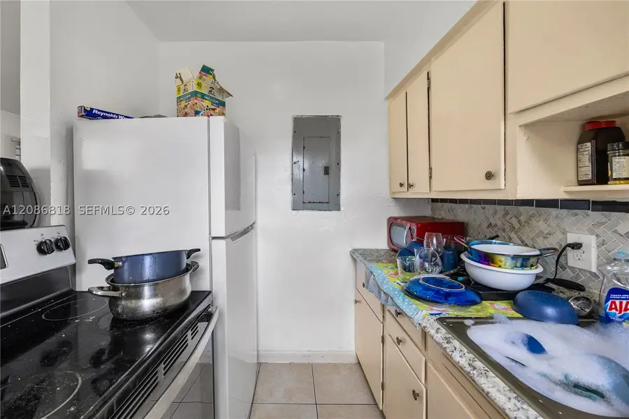 824 44th St, West Palm Beach, FL 33407 - #3