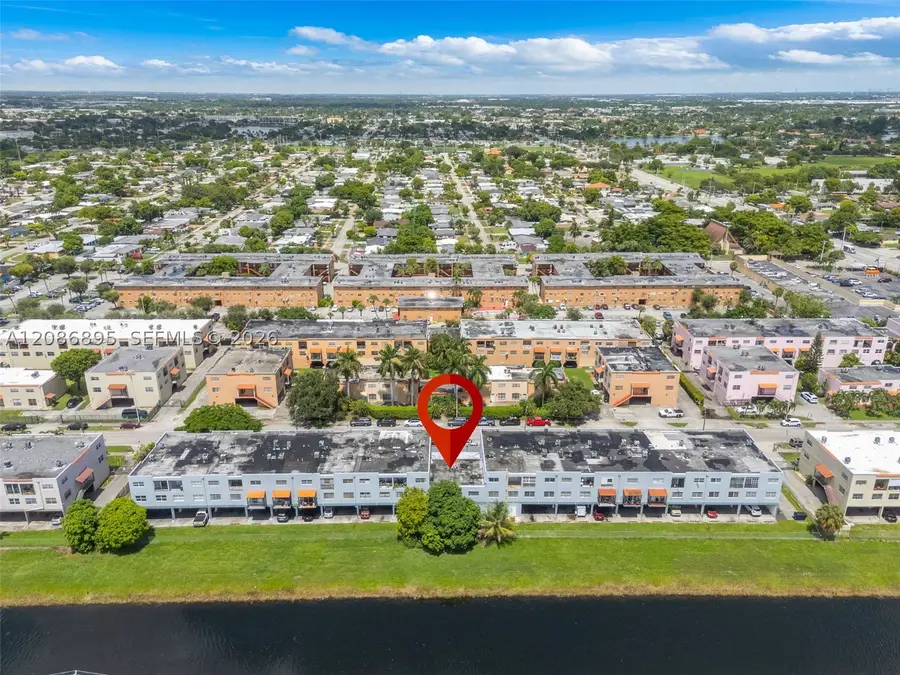 1300 W 53rd St #20, Hialeah, FL 33012 - #3