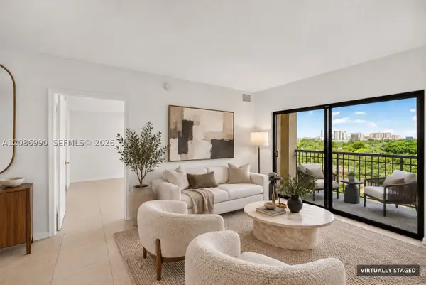 3530 SW 22nd St #805, Miami, FL 33145