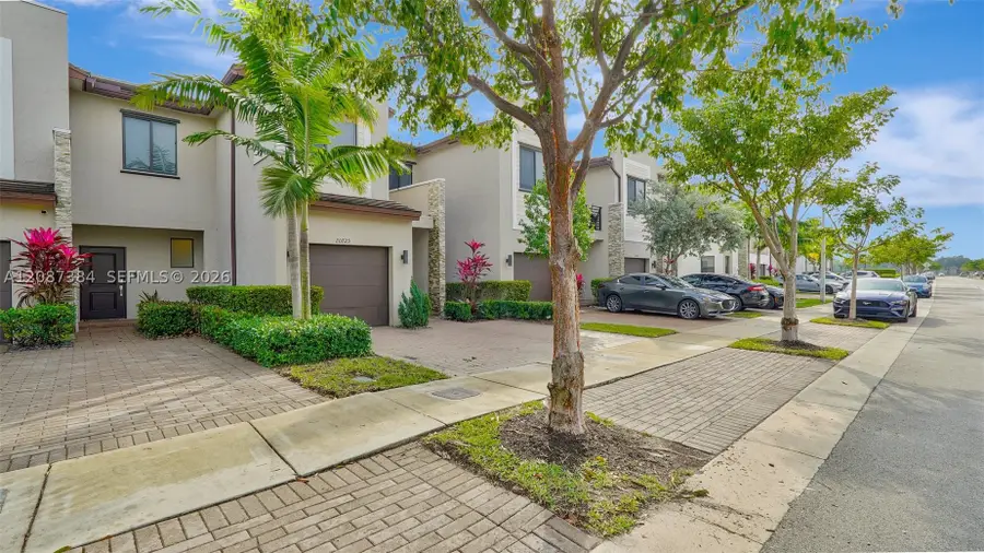 20725 NE 2nd Ct, Miami, FL 33179 - #2