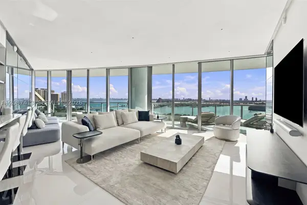 900 Biscayne Blvd #2406, Miami, FL 33132