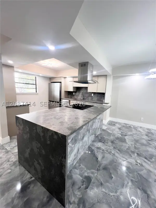 4930 E Sabal Palm Blvd #206, Tamarac, FL 33319