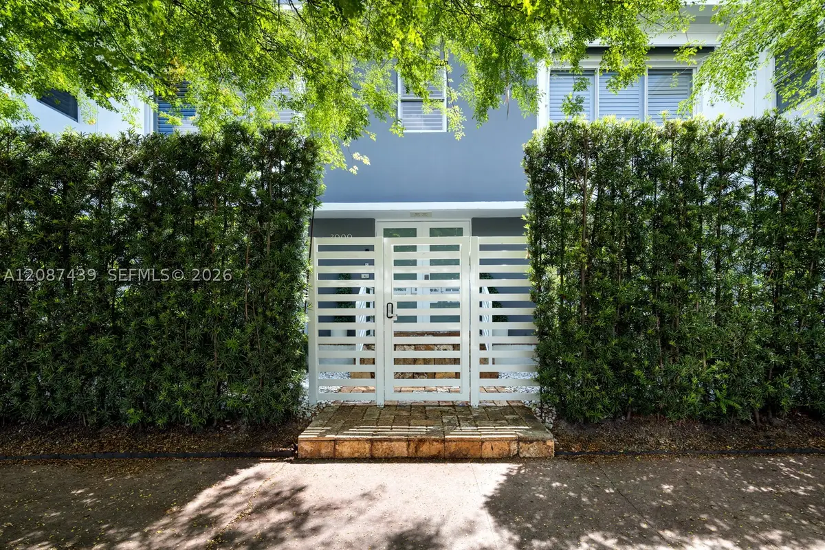 3909 Garden Ave, Miami Beach, FL 33140 - #1