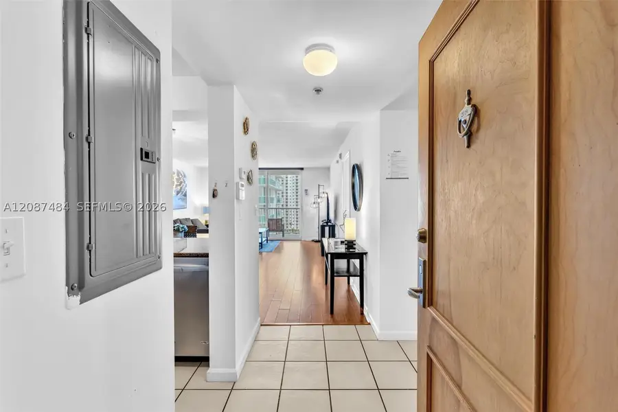 1200 Brickell Bay Dr #2119, Miami, FL 33131 - #3