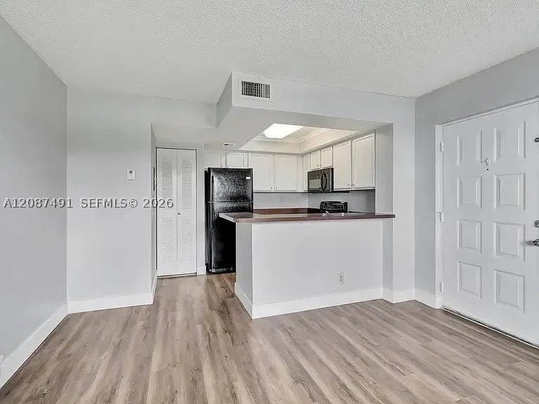 714 Executive Center Dr #28, West Palm Beach, FL 33401 - #3