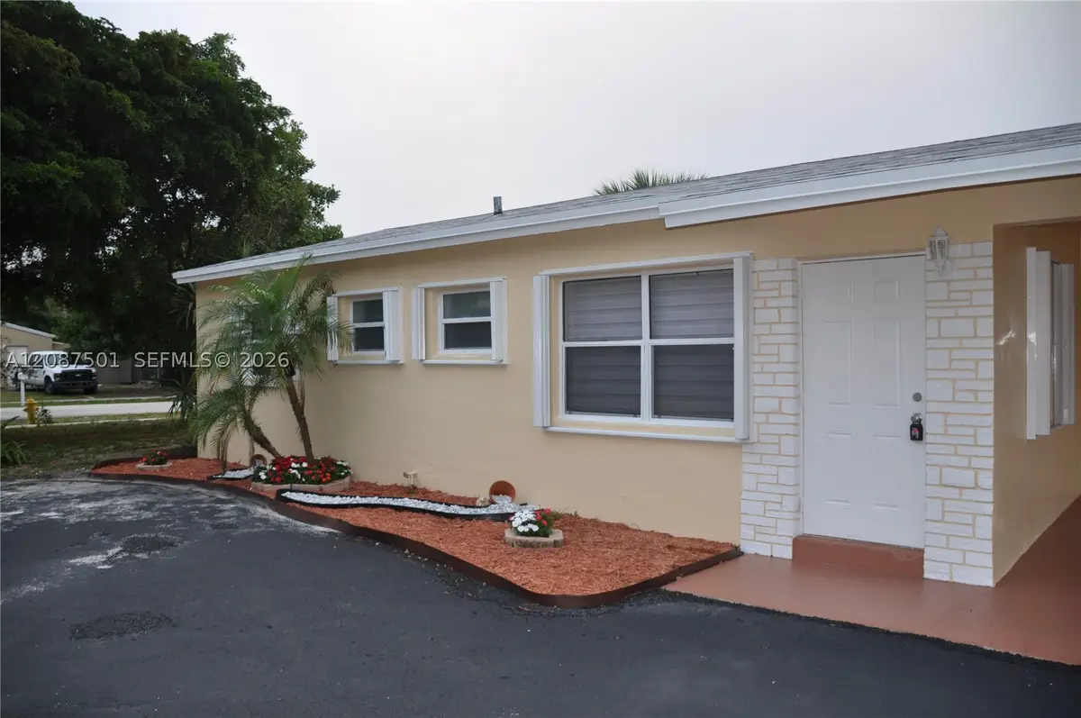 571 NE 61st St, Oakland Park, FL 33334 - #1