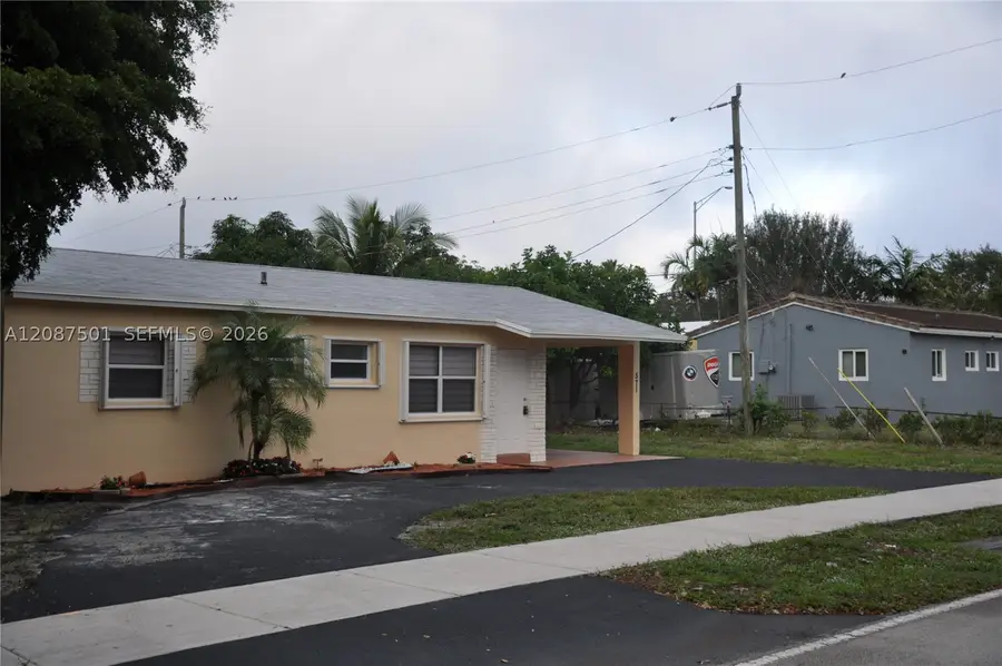 571 NE 61st St, Oakland Park, FL 33334 - #3